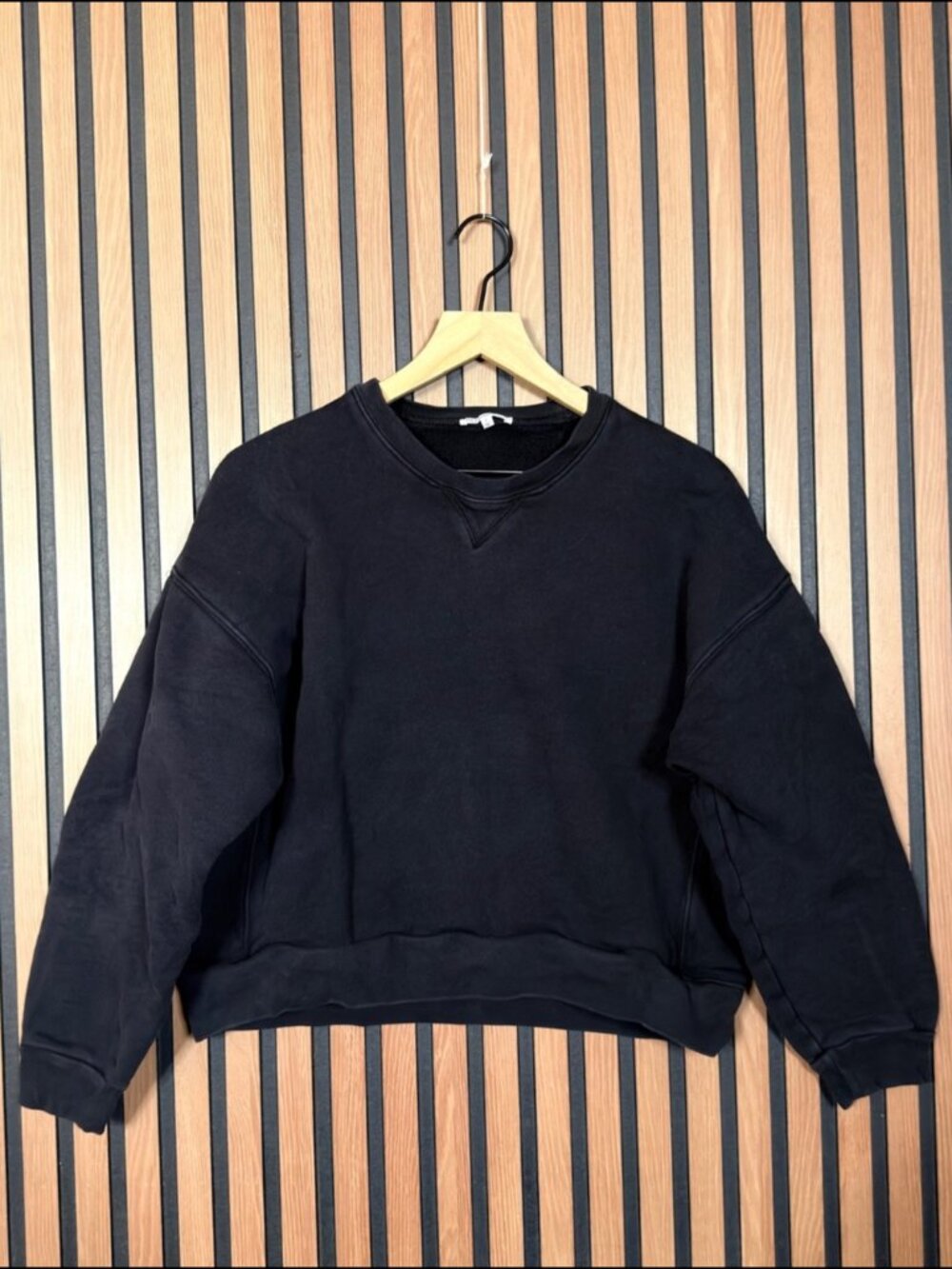 Reformation Sweater Small Womens Black Fleece Pullover Crewneck Sweatshirt